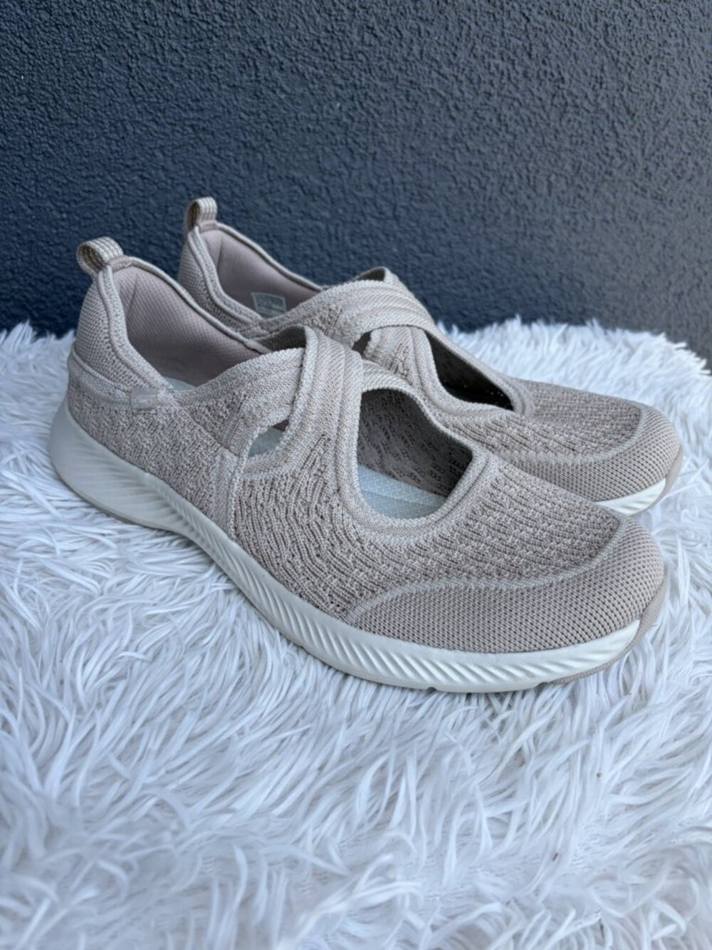 Skechers Sneakers Women's 9.5 Beige Slip On Memory Foam Mary Jane Comfort Shoes